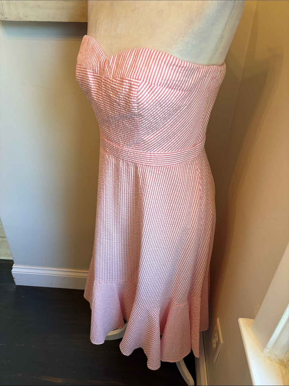 J. Crew Strapless Ruffle Hem Seersucker Midi Dress in Pink White NWT - Picture 3 of 15